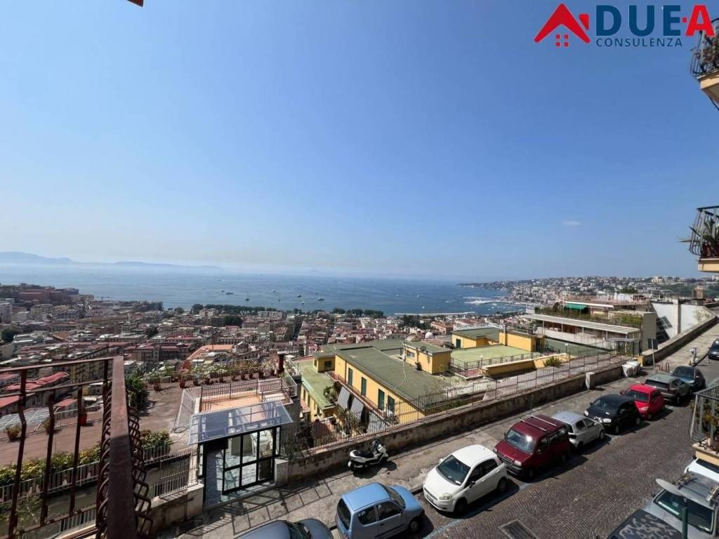 appartamento in vendita a Napoli in zona Vomero