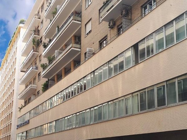 appartamento in vendita a Napoli in zona Montecalvario