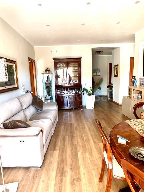 appartamento in vendita a Napoli in zona Fuorigrotta