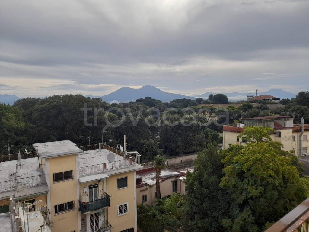 appartamento in vendita a Napoli in zona Capodimonte / Colli Aminei
