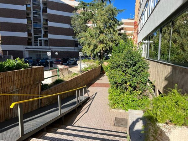 appartamento in vendita a Napoli in zona Fuorigrotta