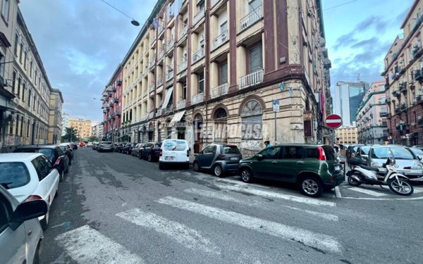 appartamento in vendita a Napoli in zona Zona Industriale-Ferrovia