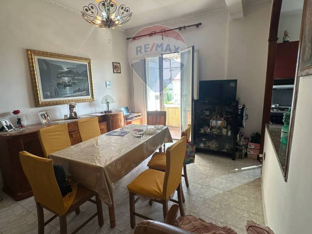 appartamento in vendita a Napoli in zona Piscinola