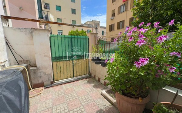 casa indipendente in vendita a Napoli in zona Bagnoli