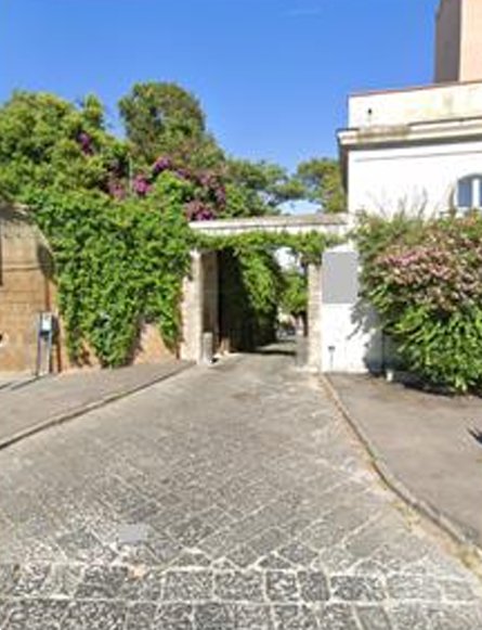 appartamento in vendita a Napoli in zona Posillipo