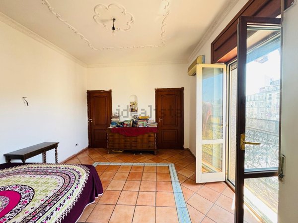 appartamento in vendita a Napoli in zona Pendino / San Giuseppe