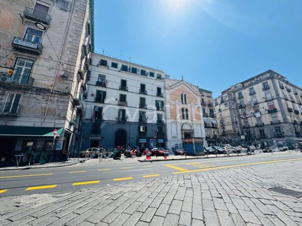 appartamento in vendita a Napoli in zona Pendino / San Giuseppe