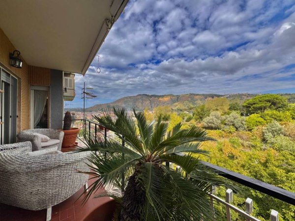 appartamento in vendita a Napoli in zona Vomero