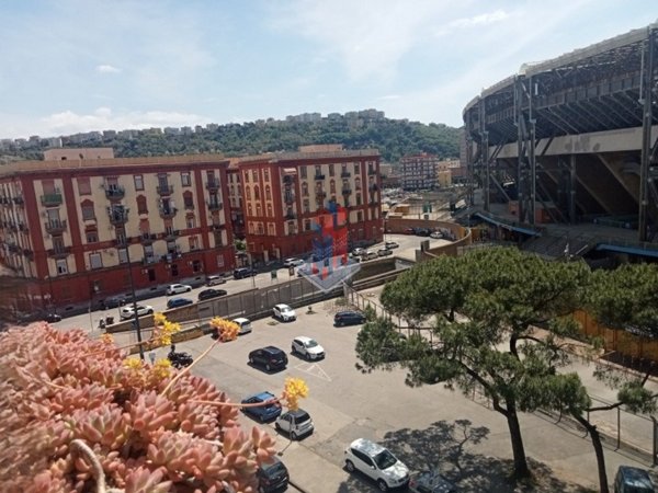 appartamento in vendita a Napoli in zona Fuorigrotta
