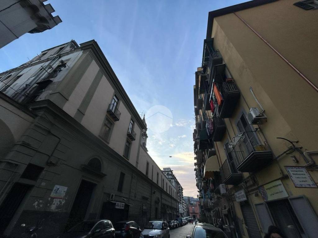 appartamento in vendita a Napoli in zona Mercato