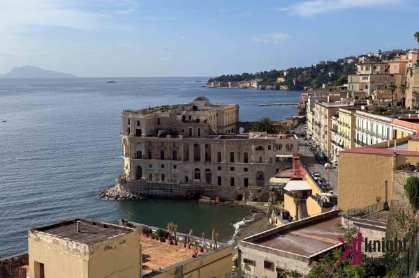 appartamento in vendita a Napoli in zona Posillipo