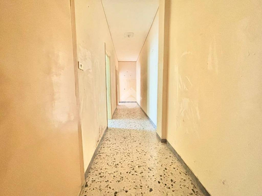 appartamento in vendita a Napoli in zona Poggioreale