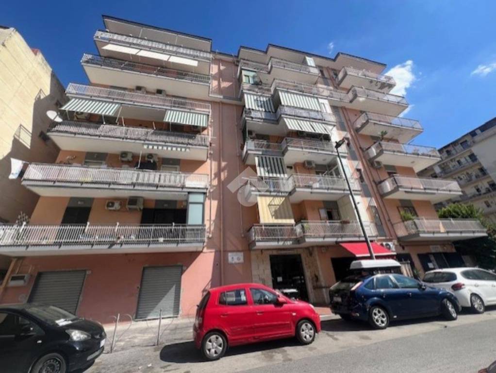 appartamento in vendita a Napoli in zona Pianura