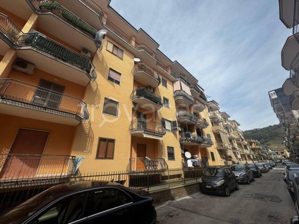 appartamento in vendita a Napoli in zona Pianura