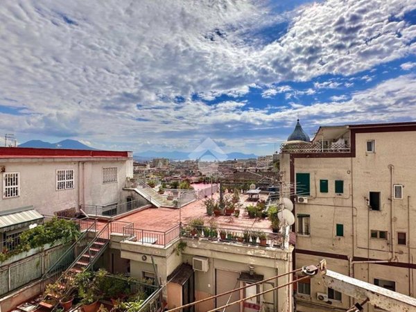 appartamento in vendita a Napoli