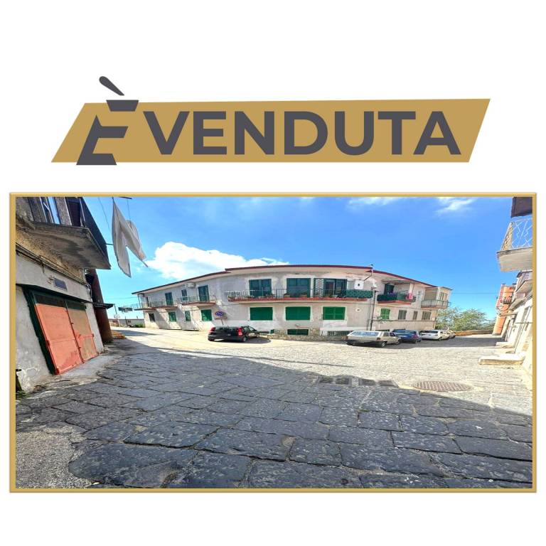 appartamento in vendita a Napoli in zona Chiaiano
