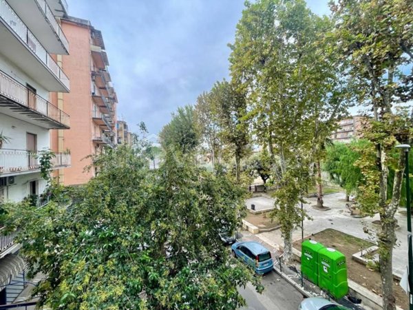 appartamento in vendita a Napoli in zona Barra