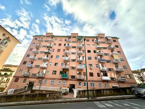 appartamento in vendita a Napoli in zona Fuorigrotta