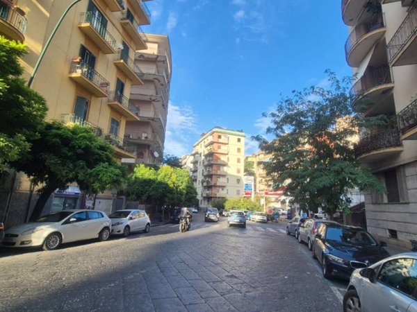 appartamento in vendita a Napoli in zona Arenella