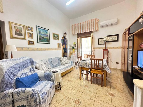 appartamento in vendita a Napoli in zona Poggioreale