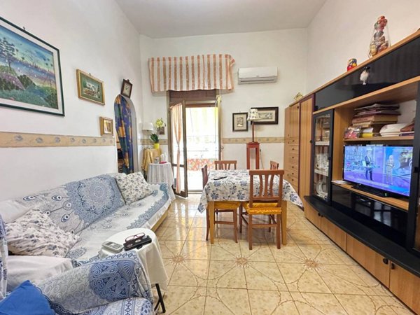 appartamento in vendita a Napoli in zona Poggioreale