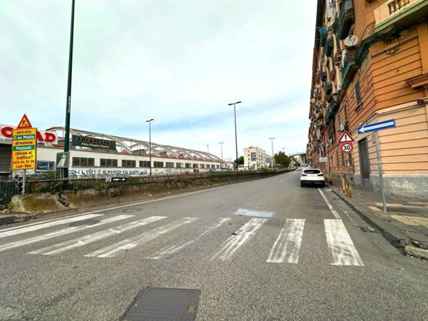 appartamento in vendita a Napoli in zona Poggioreale