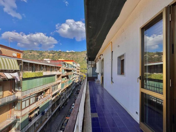 appartamento in vendita a Napoli in zona Pianura