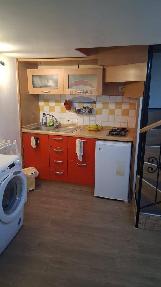 appartamento in vendita a Napoli in zona Arenella
