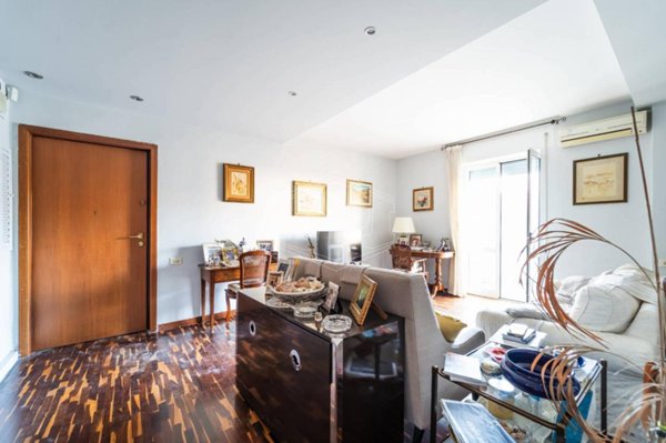 appartamento in vendita a Napoli in zona Arenella