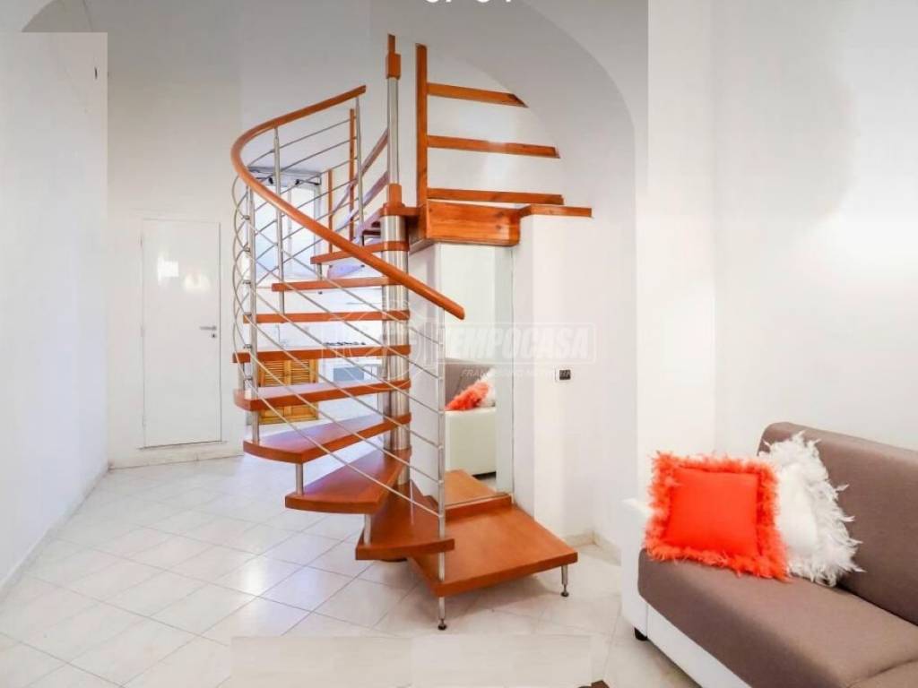 appartamento in vendita a Napoli in zona Arenella