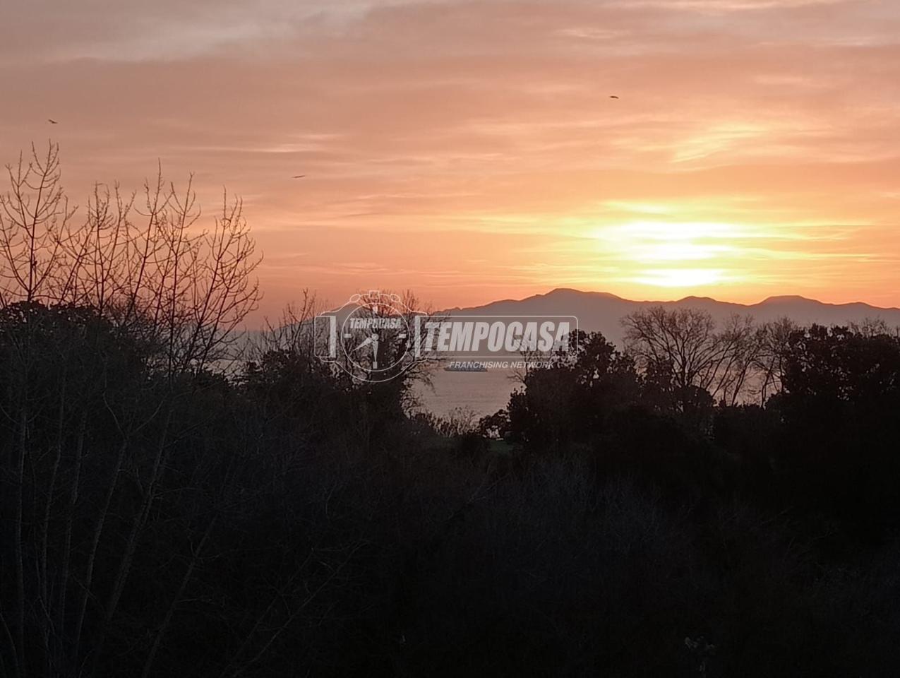 appartamento in vendita a Napoli in zona Posillipo