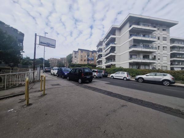 negozio in vendita a Napoli in zona Arenella