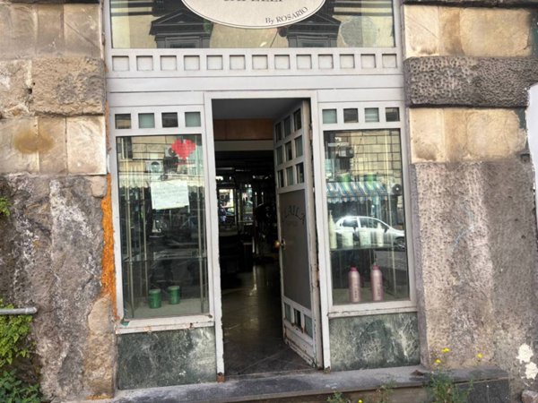negozio in vendita a Napoli