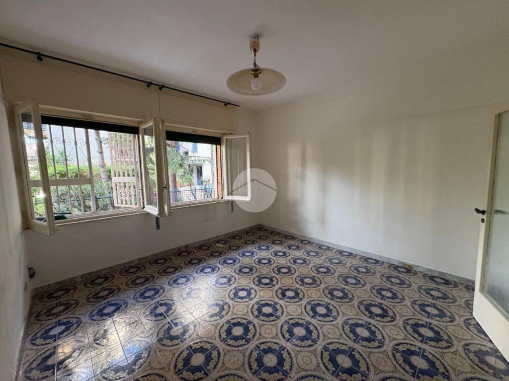 appartamento in vendita a Napoli in zona Arenella