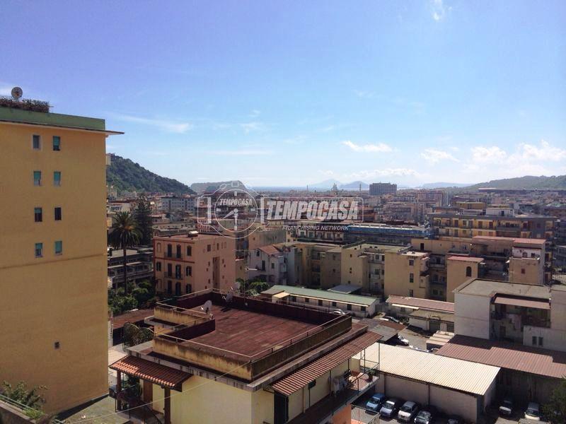 appartamento in vendita a Napoli in zona Fuorigrotta