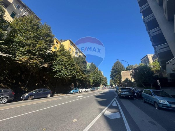 appartamento in vendita a Napoli in zona Arenella