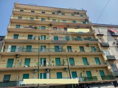 appartamento in vendita a Napoli in zona San Lorenzo