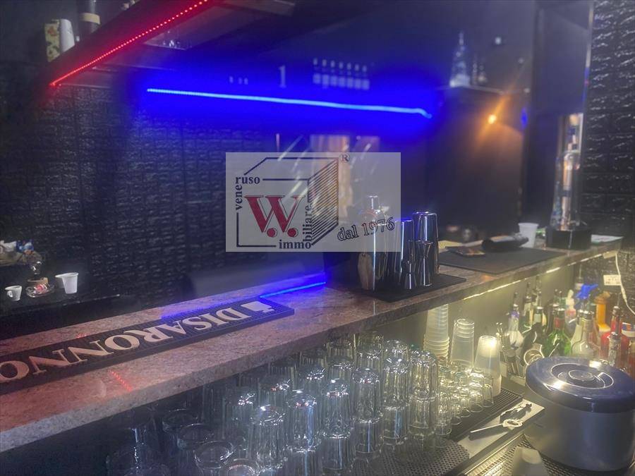 negozio in vendita a Napoli in zona Chiaiano