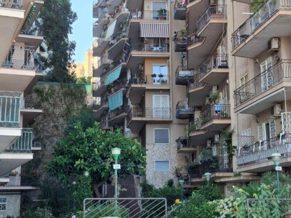 appartamento in vendita a Napoli in zona Vomero