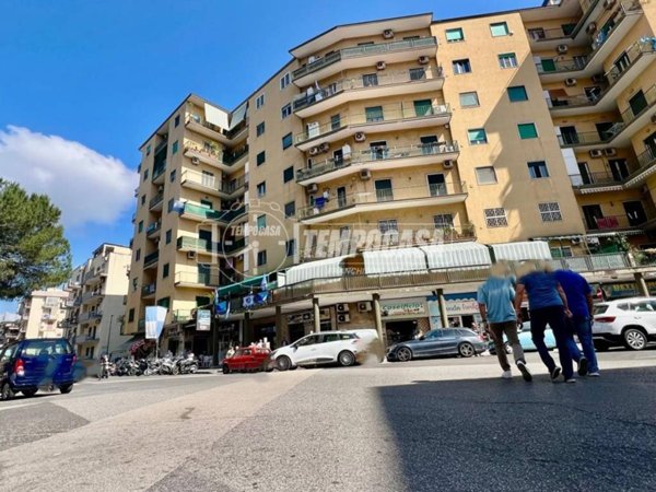 appartamento in vendita a Napoli in zona Fuorigrotta