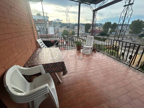 appartamento in vendita a Napoli in zona Vicaria