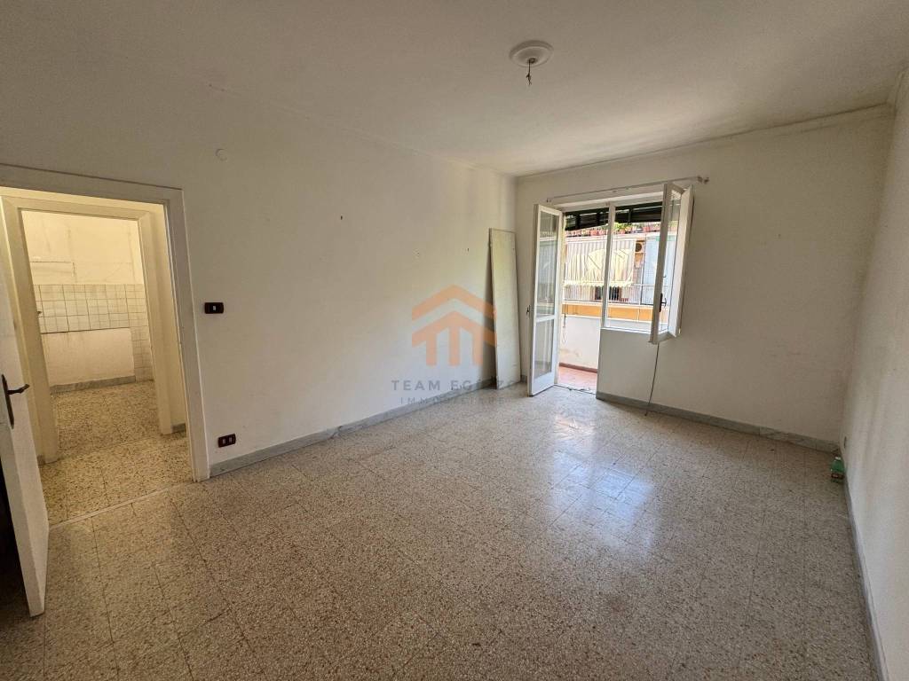 appartamento in vendita a Napoli in zona Fuorigrotta