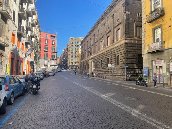negozio in vendita a Napoli