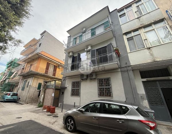 appartamento in vendita a Napoli in zona Barra