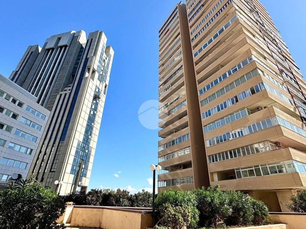 appartamento in vendita a Napoli in zona Vicaria