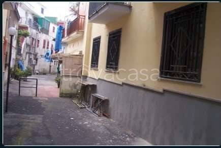 negozio in vendita a Napoli