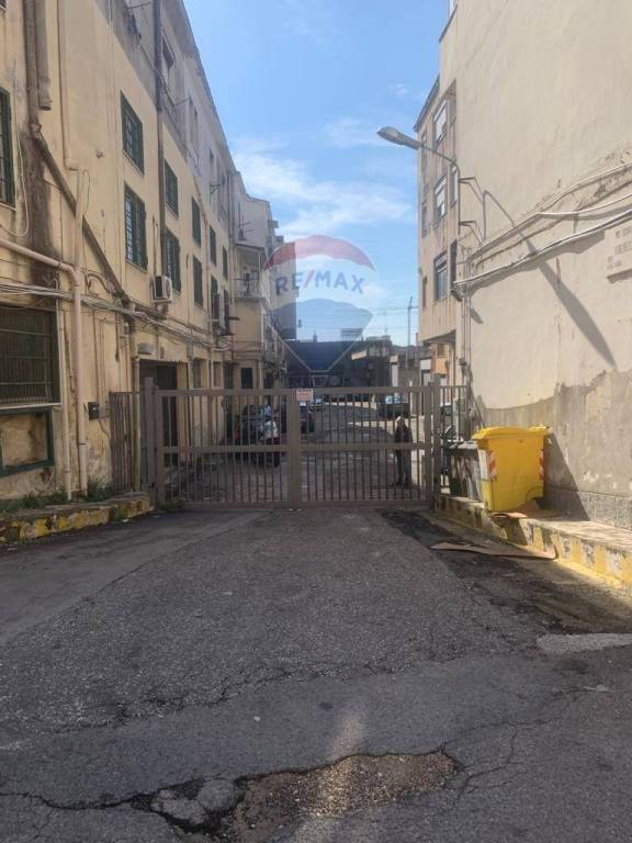 appartamento in vendita a Napoli in zona Ponticelli