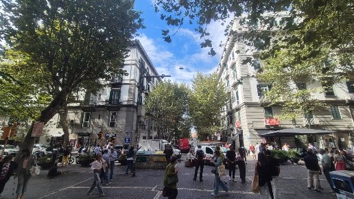 appartamento in vendita a Napoli in zona Vomero