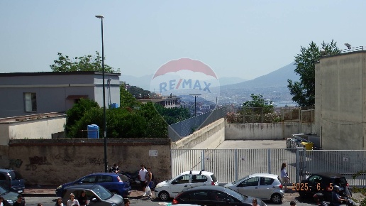appartamento in vendita a Napoli in zona Posillipo