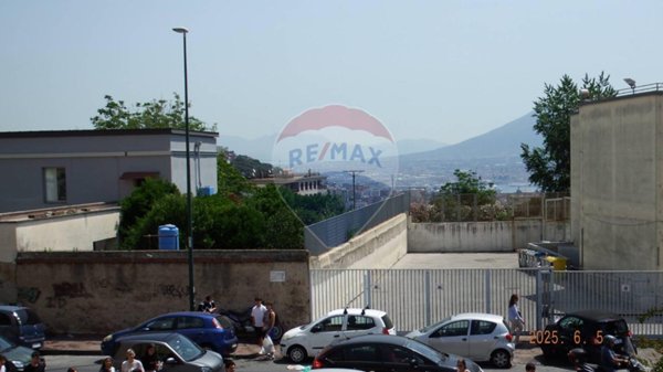 appartamento in vendita a Napoli in zona Posillipo